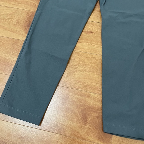 Lululemon Men ABC Trouser 30" x 30" Slim Fit Gray New With Tag - Picture 6 of 7